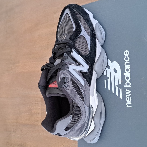 New Balance 9060 Sneakers - Color: Black / Grey - Size: Men 8.5 - Picture 2 of 10